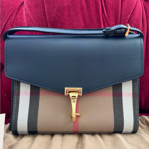 💯 Authentic Burberry Macken Small Ink Blue House Check DerbyGrain leather bag - Picture 1 of 10